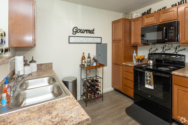 Primary Photo - Greenwood Estates