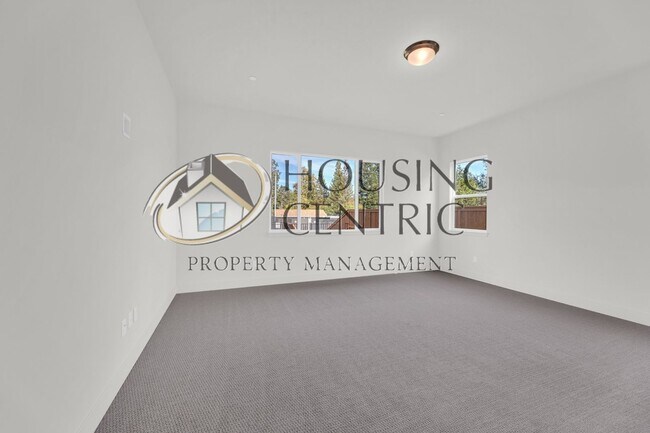 Building Photo - Exceptional Newer Construction Executive Rental in El Dorado Hills