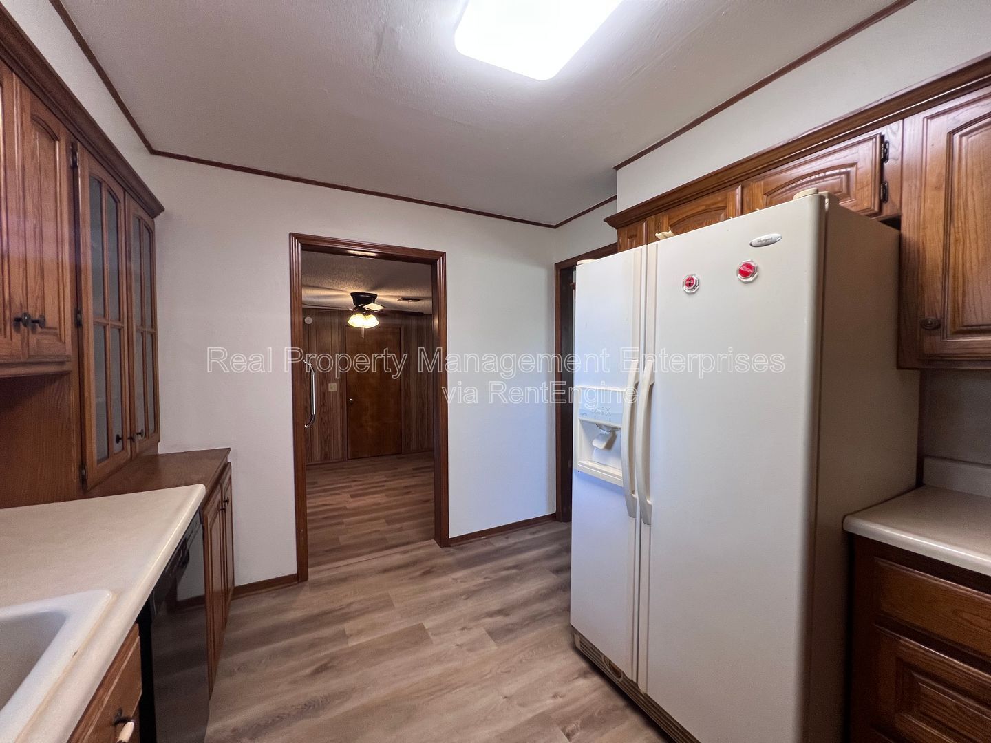 Building Photo - 204 Wolf Ln