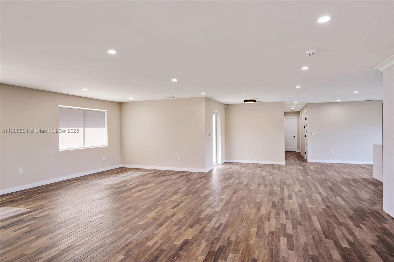 Building Photo - 6701 SW 49th Ter