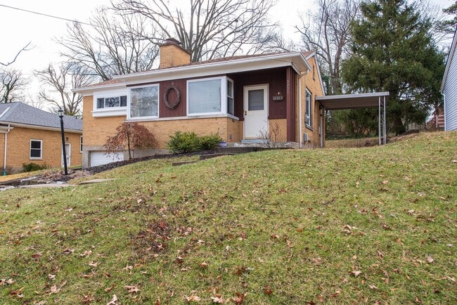 Building Photo - 3031 Irvella Pl