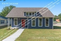 Building Photo - 830 N Chicksaw-