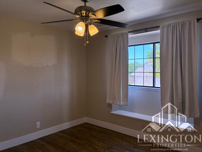 Building Photo - Beautiful, Folsom Home with Pool & Spa in ...