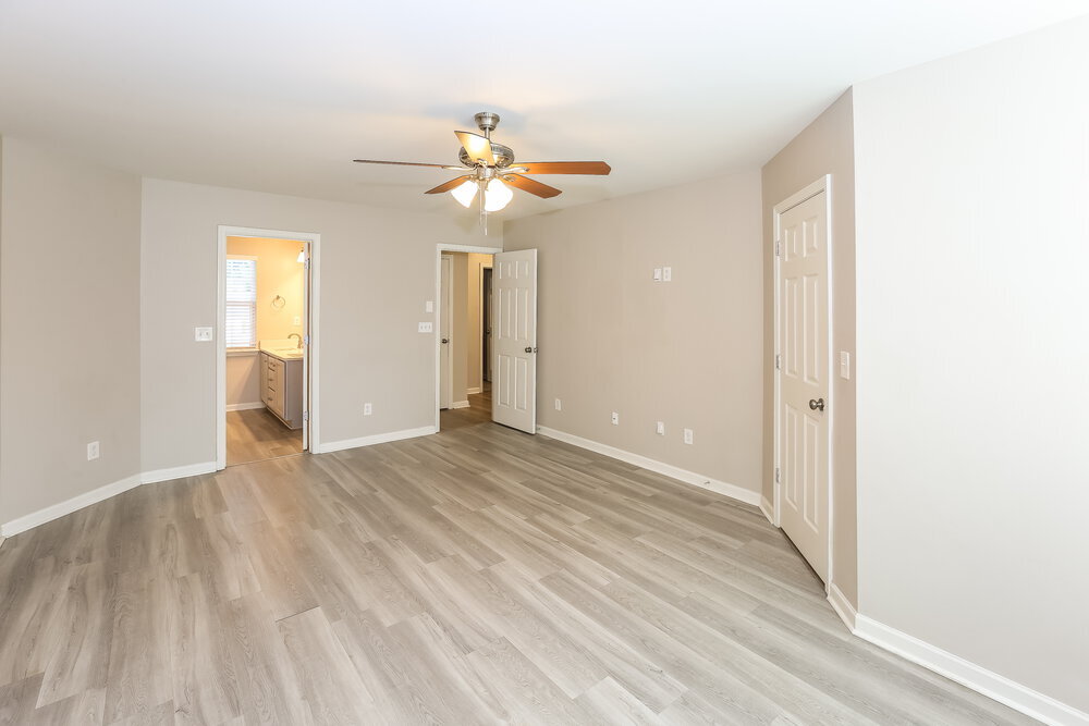 Building Photo - 802 Wesley Alan Ln