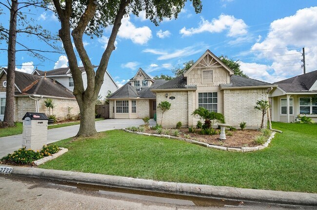 Building Photo - 12722 Ashford Brook Dr