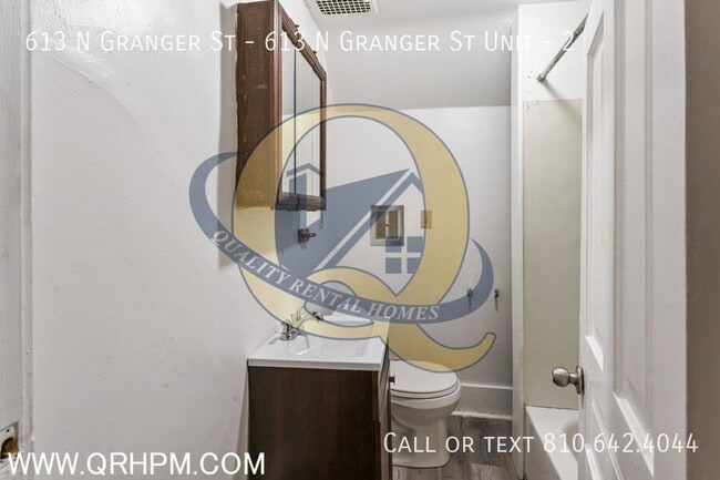 Building Photo - 613 N Granger St