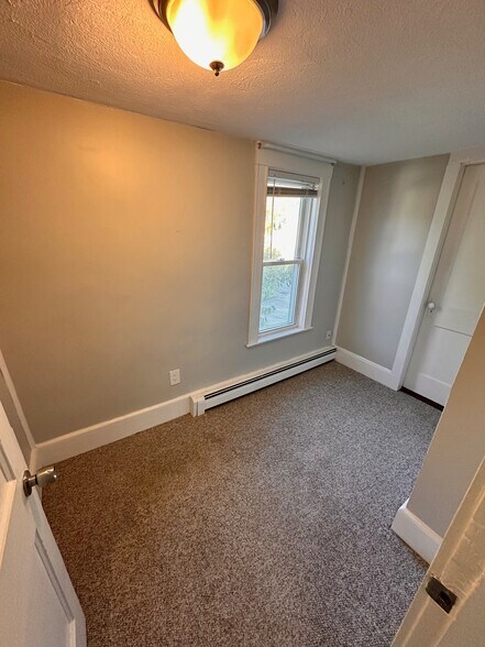 Home Office Empty - 57 Prospect St