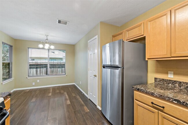 Building Photo - 2418 Orchard Run Way