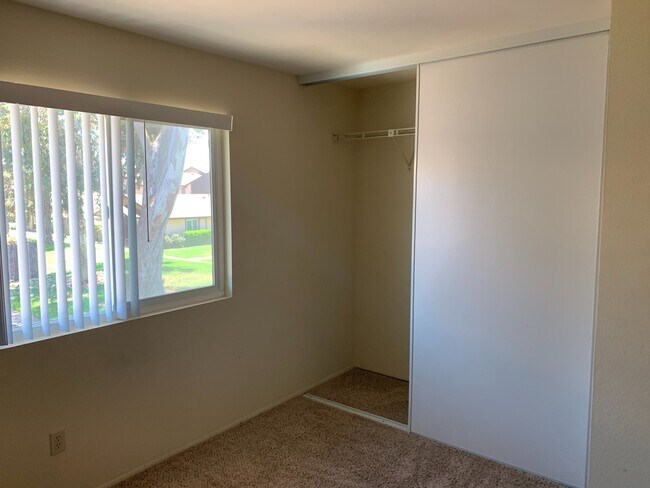 Building Photo - Cozy 2 Bed 1 Bath Home For Rent