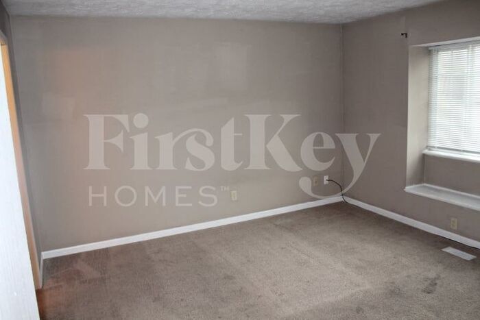 Building Photo - 2923 Grassy Creek Dr