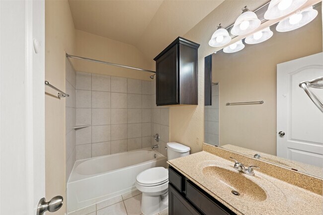 Building Photo - 14811 Ashley Creek Ct