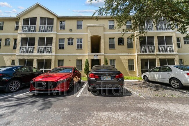 Building Photo - 5039 Sunridge Palms Dr