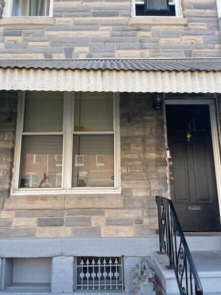 Building Photo - 1335 N 10th St