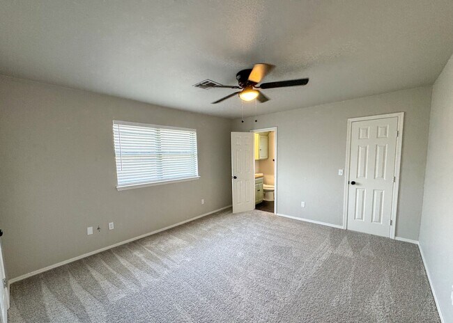 Building Photo - 7030 Elk Canyon Rd