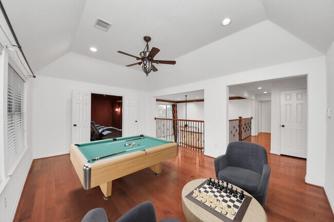 Building Photo - 1807 Ravenel Ln