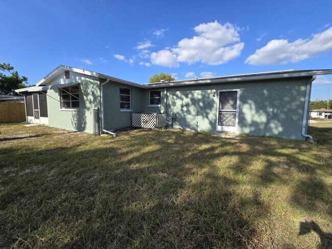 Building Photo - 9310 Marler Rd