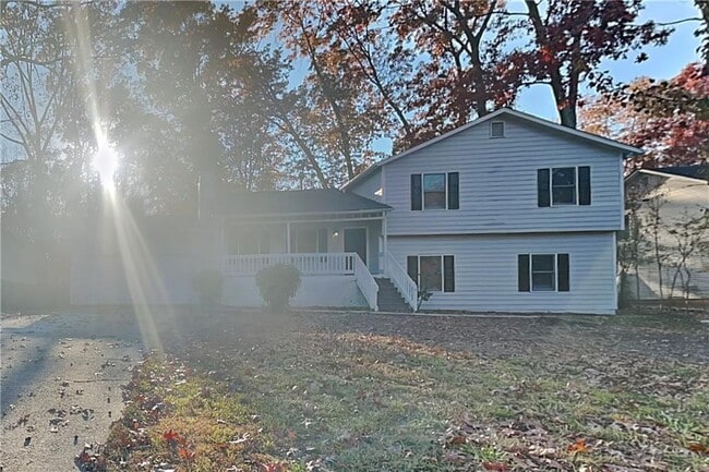 Primary Photo - 2201 Whitebluff Way