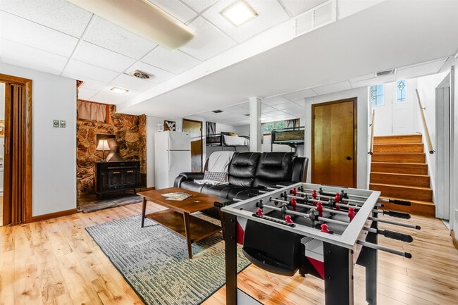 Building Photo - 521 Woodhaven Dr