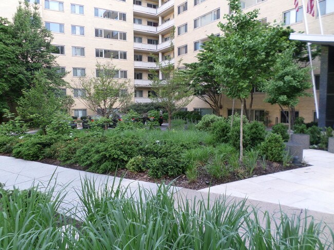 Building Photo - 4600 Connecticut Ave NW