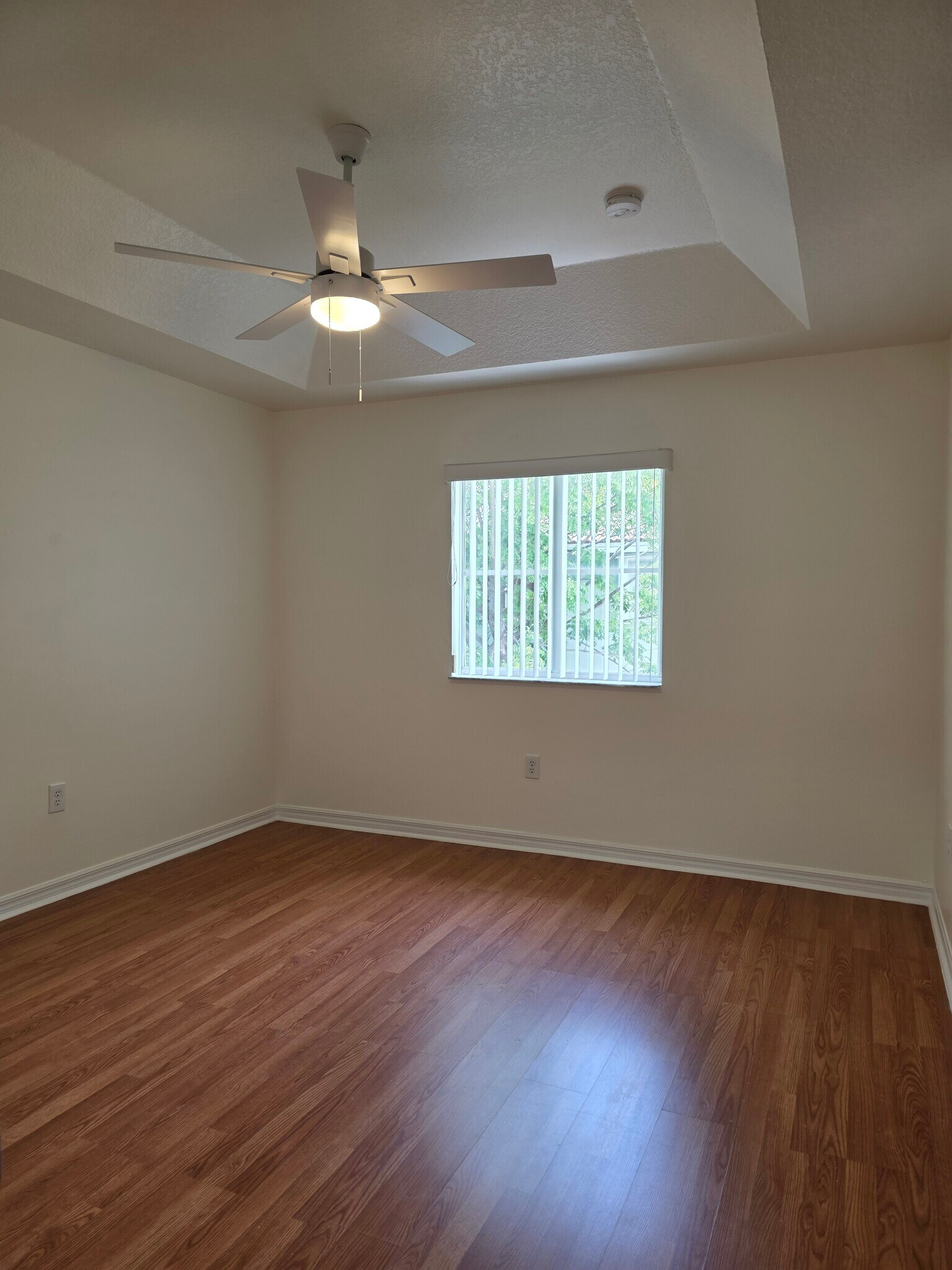 Master bedroom - 2973 SE 15th Ter