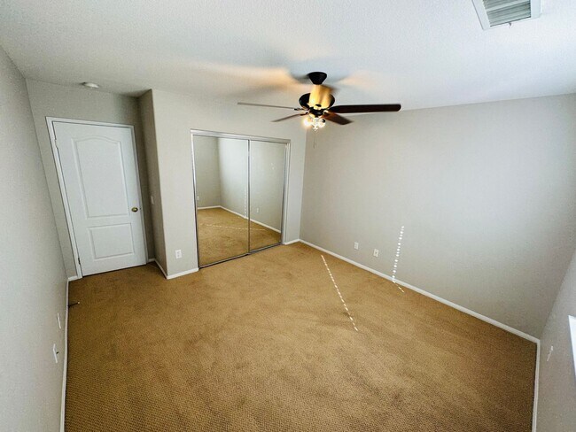 Building Photo - Oversized 5 bedroom Copper Canyon Murrieta...