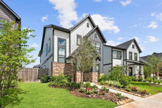 Building Photo - 1511 Emma Lk Dr