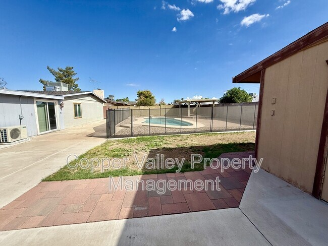 Building Photo - 19019 N 15th Dr