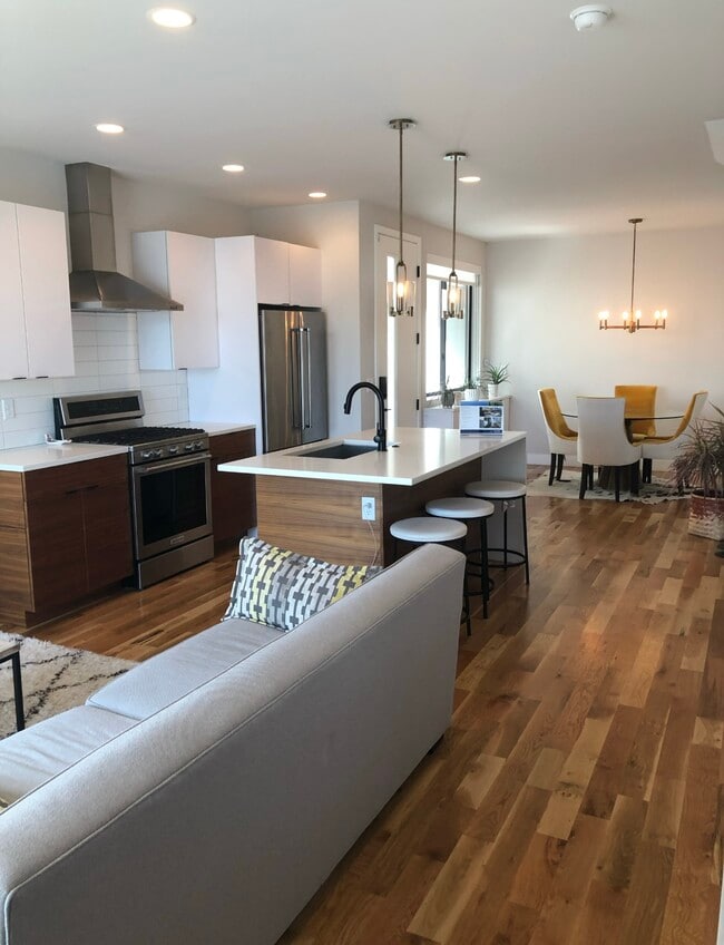 Building Photo - 3644 Quivas St