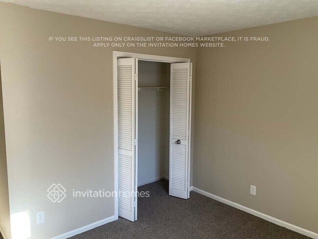 Building Photo - 216 Jousters Ln NW