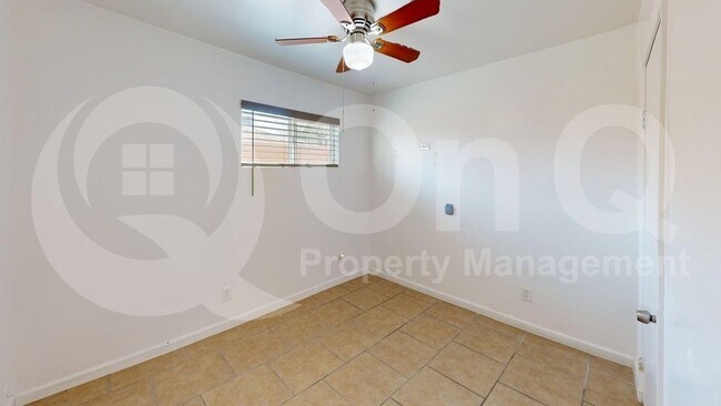 Building Photo - 1625 W Buckeye Ln