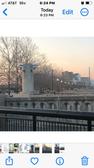 Building Photo - 1538 W New York St