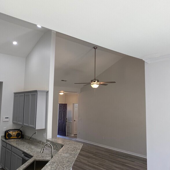 Building Photo - 2104 Baldwin Park Dr