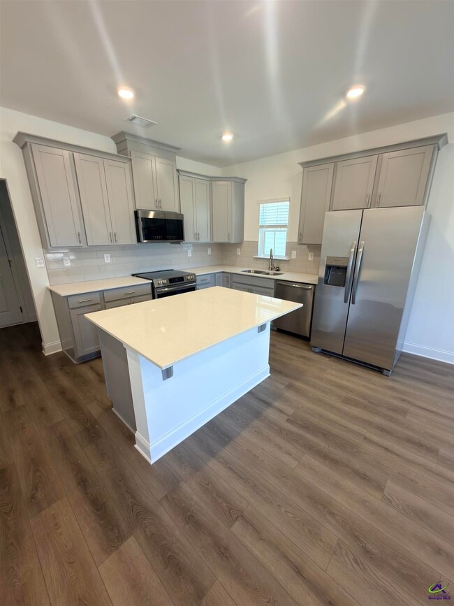 Building Photo - 203 Ensemble Blvd