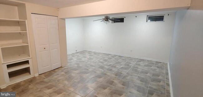 Building Photo - 20 Merino Ct