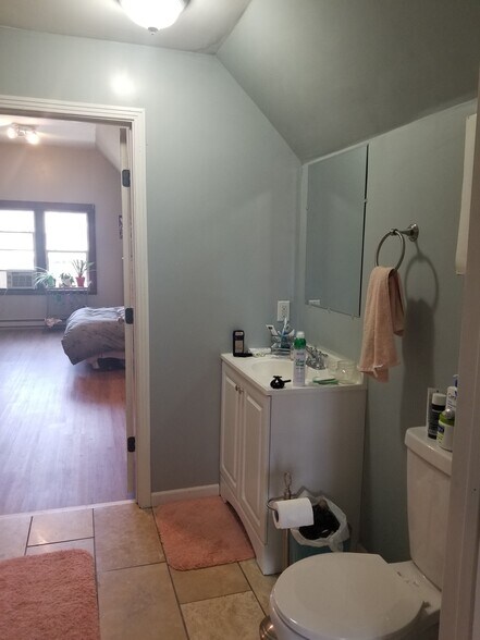 Loft Bathroom - 2711 E 22nd St