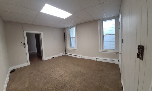 Building Photo - 243 S 8th St