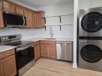 Building Photo - 1706 N Tampania Ave
