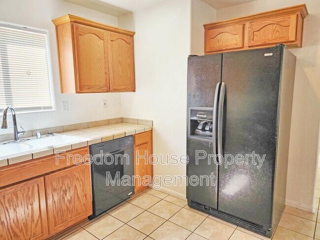 Building Photo - 1951 Teepee Rd