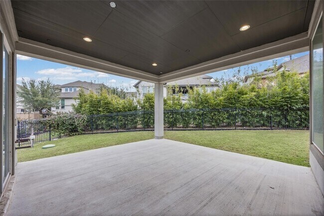 Building Photo - 2308 Berkleys Brook Dr