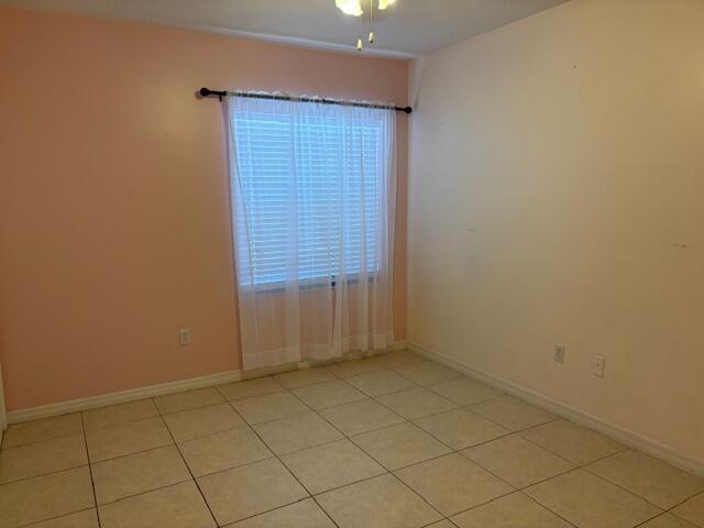 Building Photo - 380 3rd St
