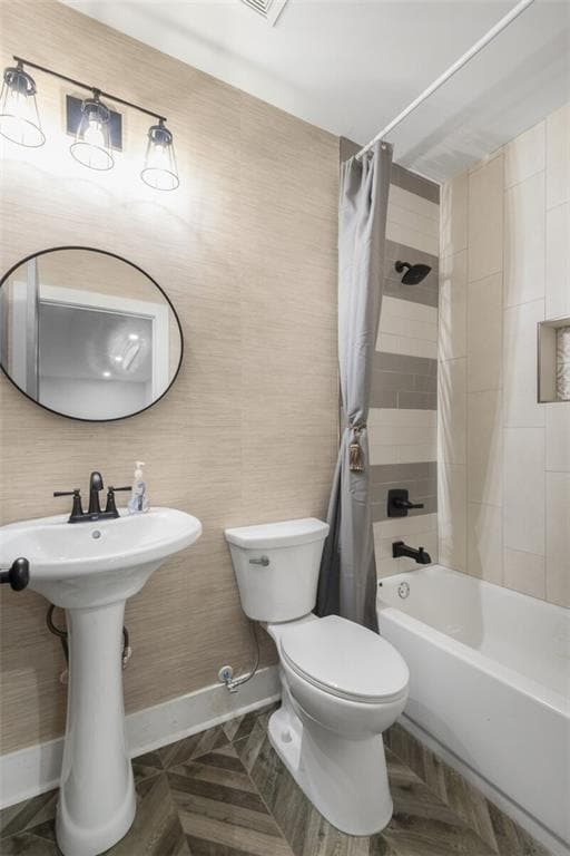 Building Photo - 255 Mathewson Pl SW