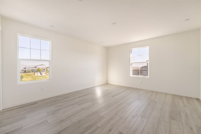 Building Photo - Brand New 2025 Home with 3 bedrooms,  3 ba...