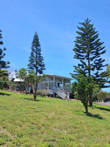 Primary Photo - 52 Kahilinaenae Pl