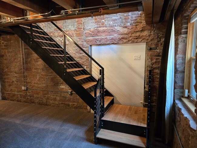 Building Photo - 2960 Inca St