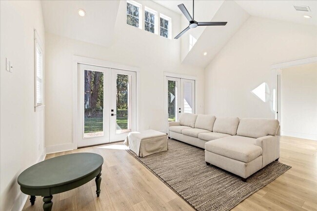 Building Photo - 4028 Poets Trl