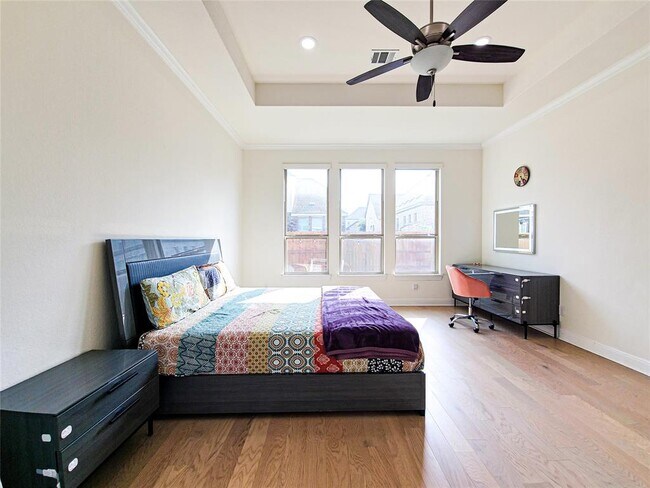 Building Photo - 813 Sunny Ridge Dr