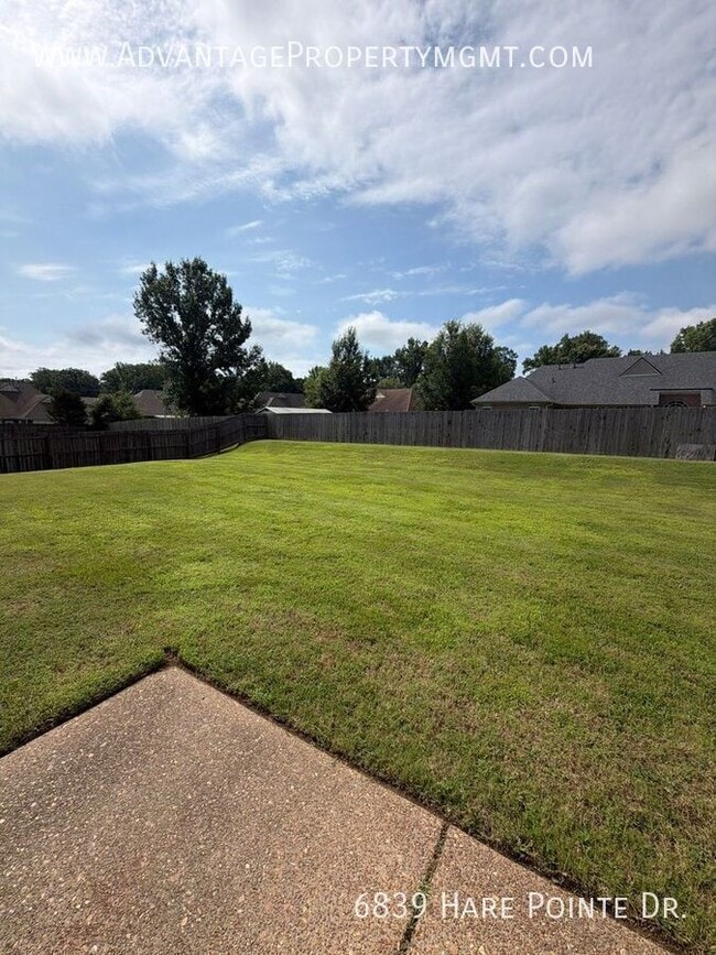 Building Photo - 6839 Hare Pointe