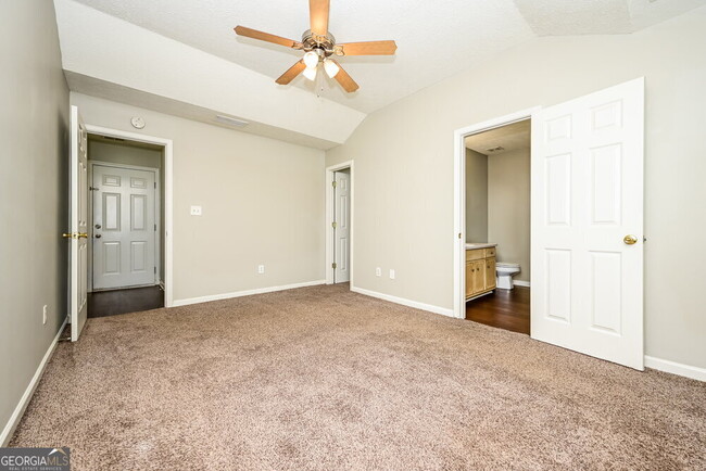 Building Photo - 717 Kaylors Mdw