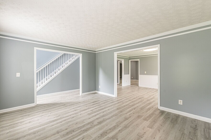 Building Photo - 4332 Abram Dr