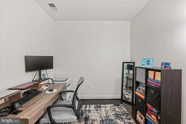 Building Photo - 1111 Oronoco St